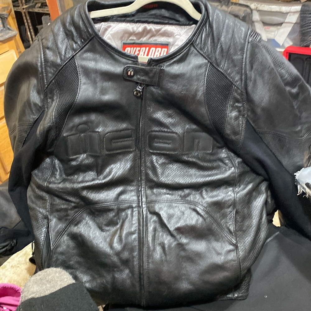 4xL icon leather biker jacket and gloves and vest